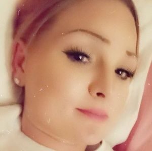 Meet your Posher, Kendra